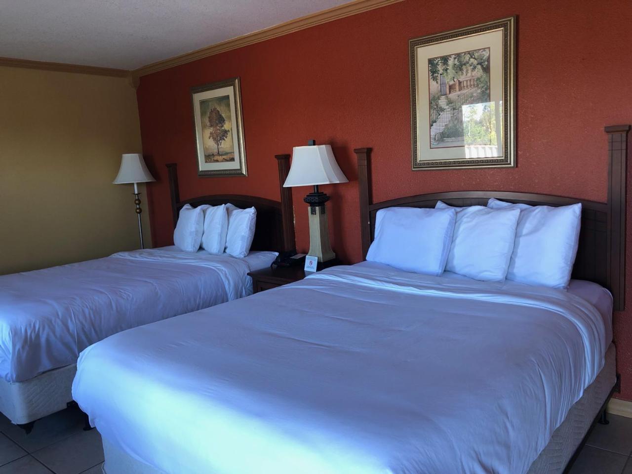 Americas Best Value Inn North Port Exterior photo